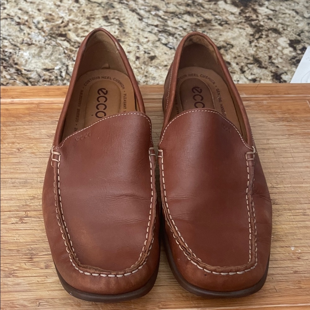 Ecco Men's Tan Leather Slip-On Loafers